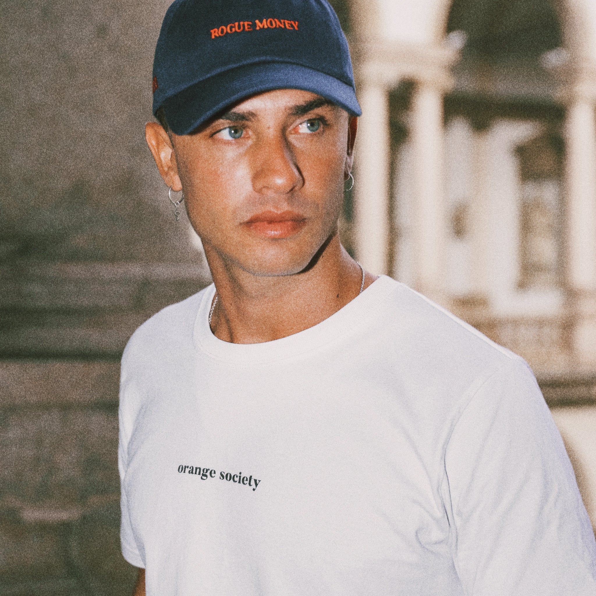 THE LAKE COMO CONSPIRACY THEORIST'S TEE